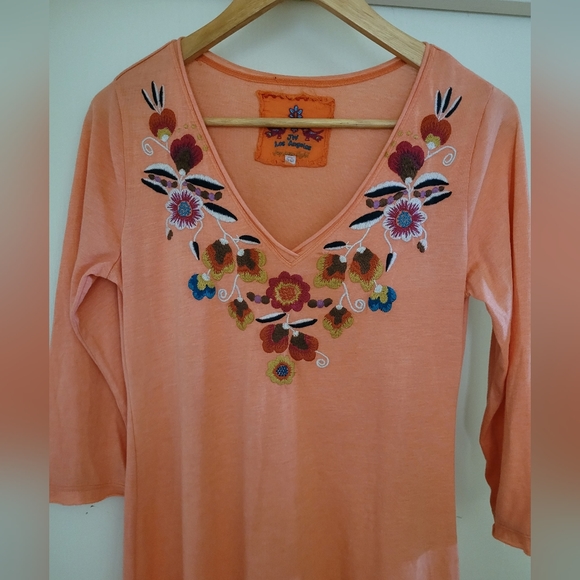 JWLA Johnny Was Floral Embroidered Jersey Knit Dress Handkerchief hem - Picture 2 of 5